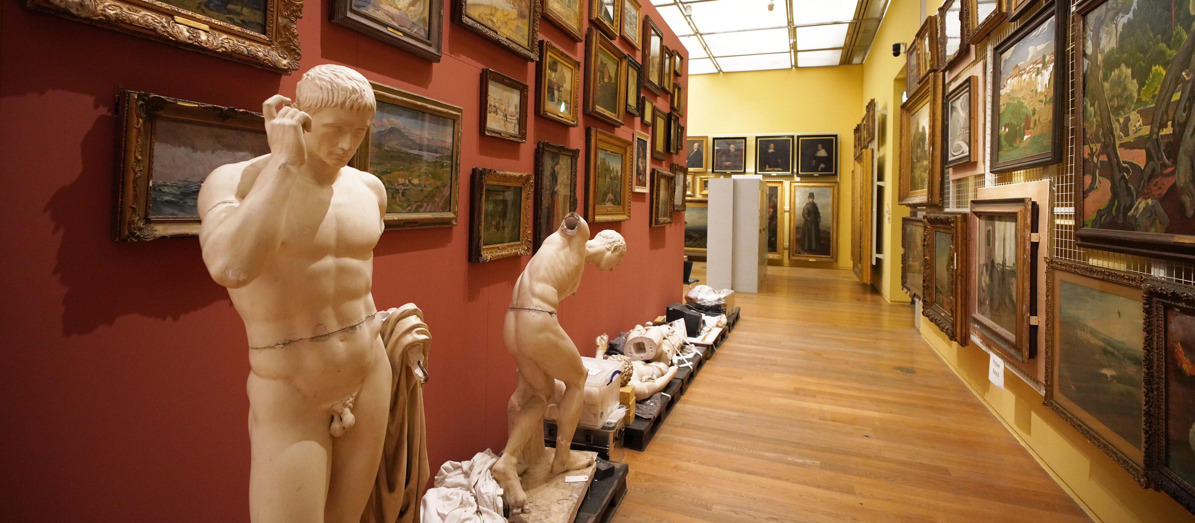 Books | Deaccessioning Museum Objects, by Jennifer Durrant